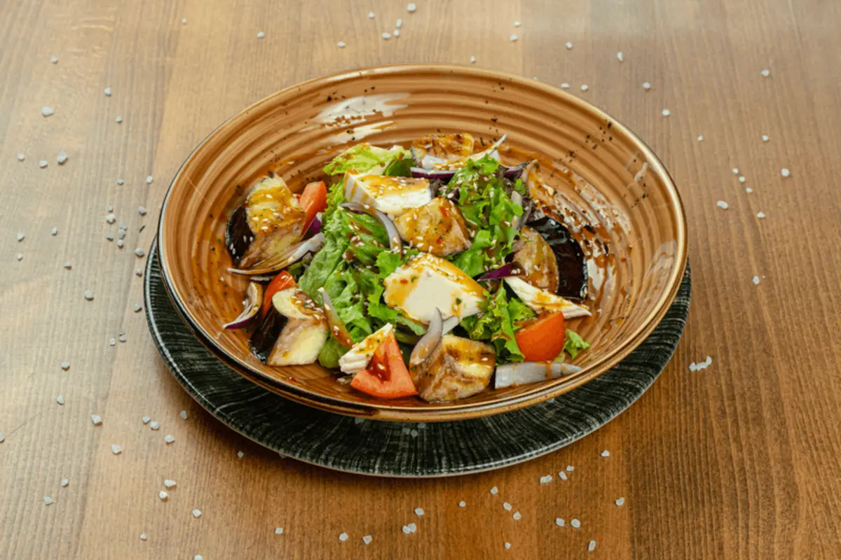  Салат Криспи-баклажан 