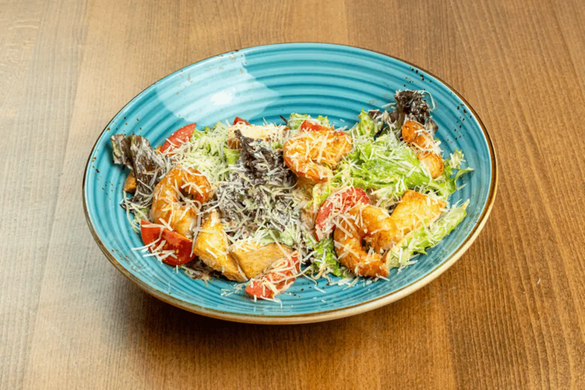 Цезарь с креветками 