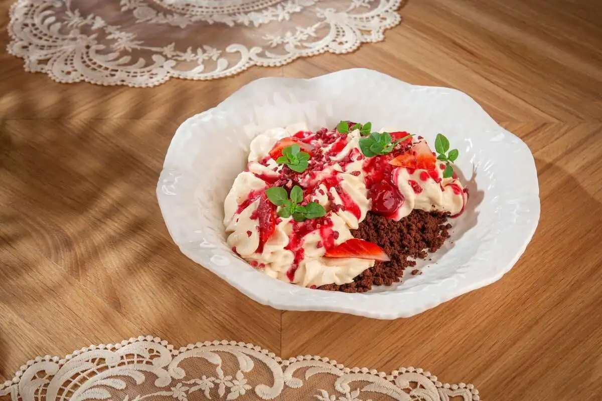 Дюймовочка