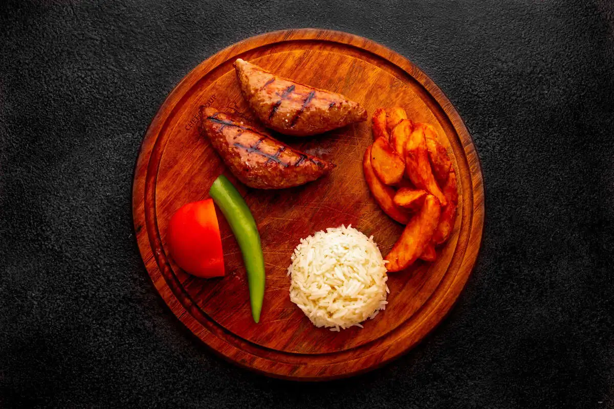 Кёфте с сыром