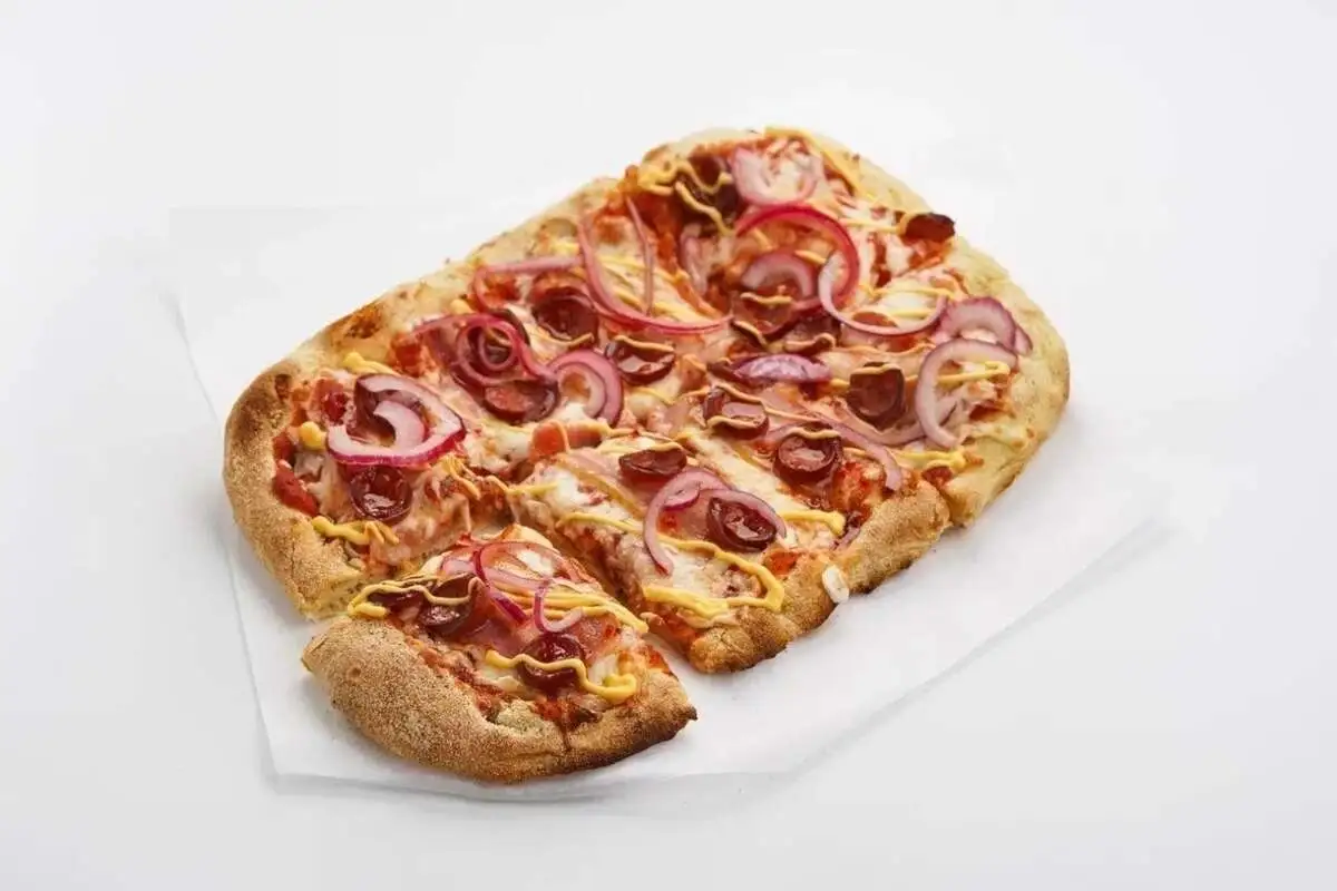 PIZZA с колбасками и беконом 