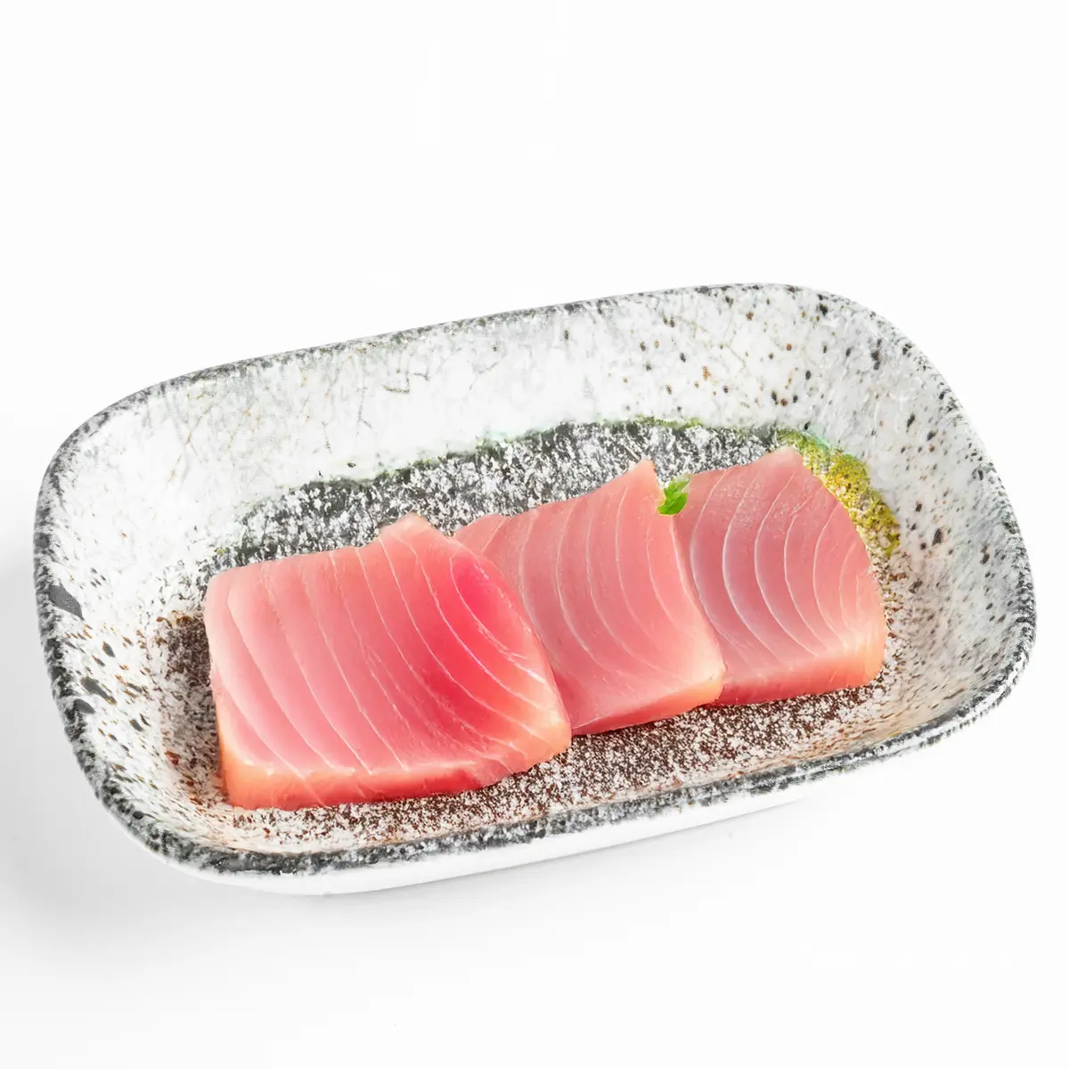 Тунец свежий