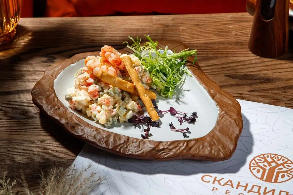 Оливье с креветками