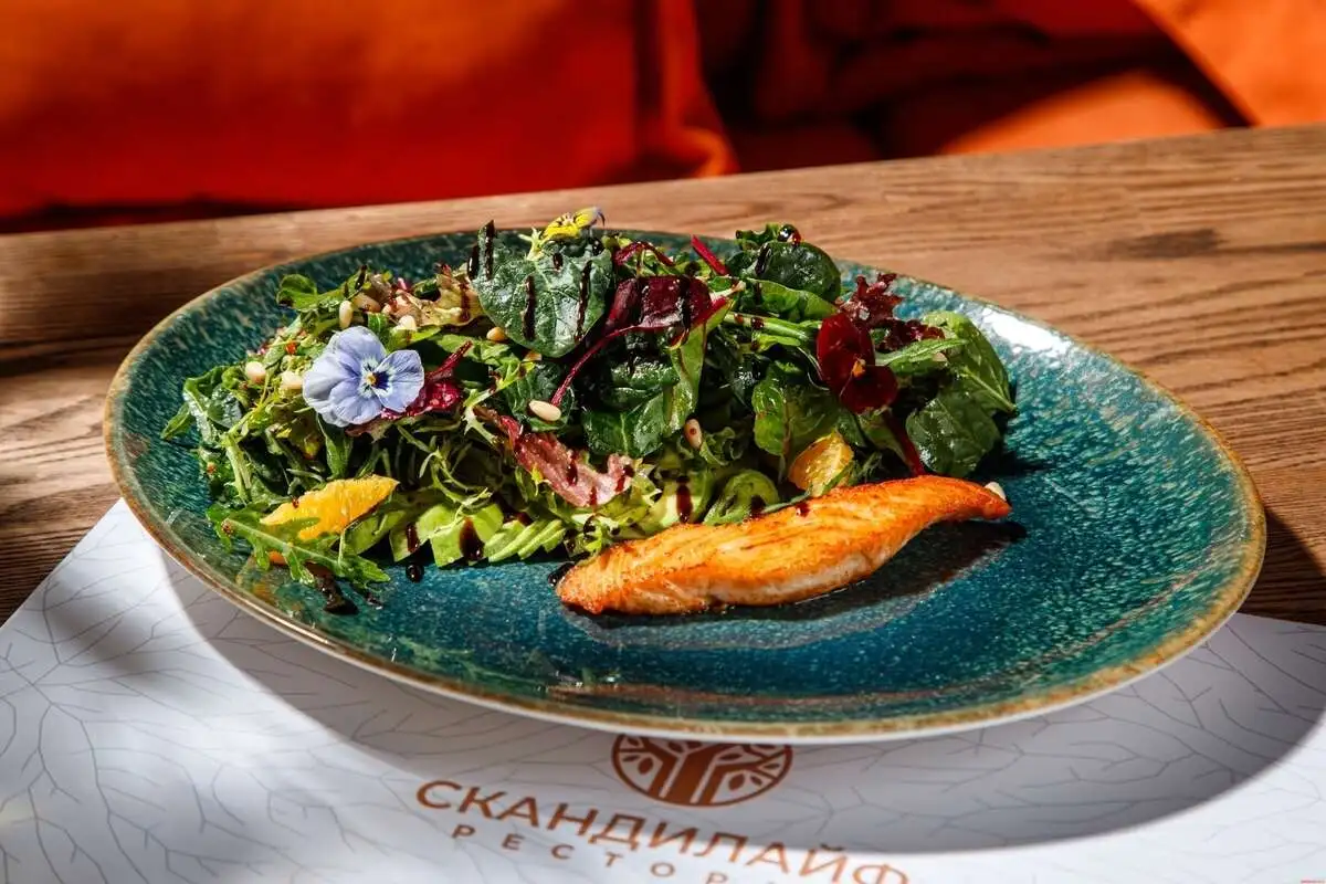 Филе лосося в соусе Бонито Бер-Блан