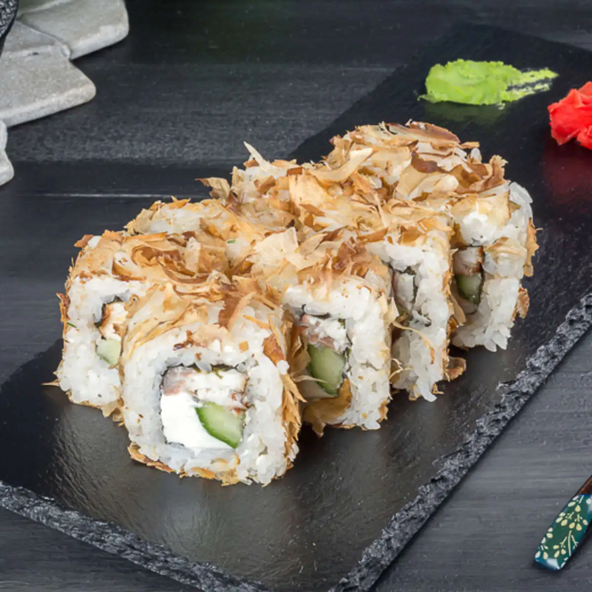 Бонито с угрем