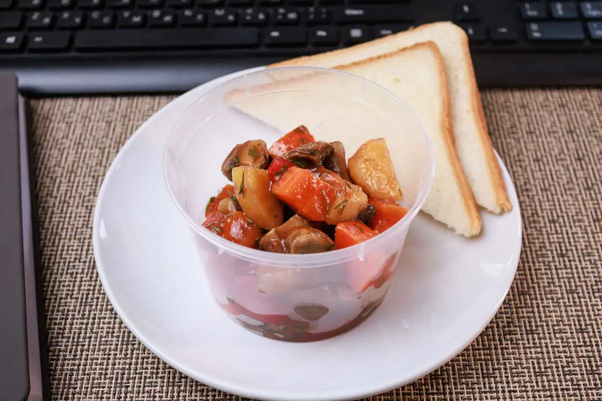 Жаркое с грибами