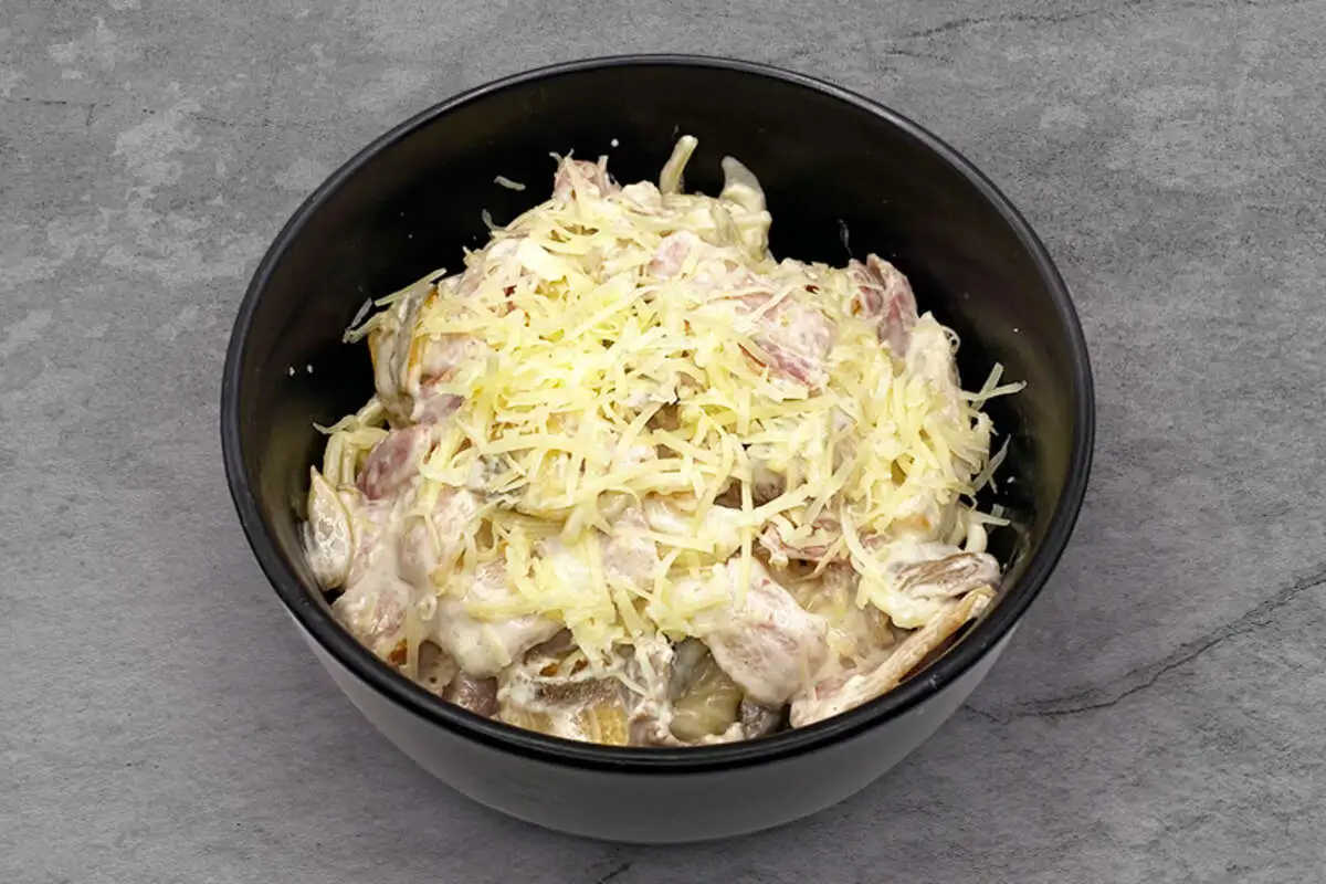 Паста Три Мяса