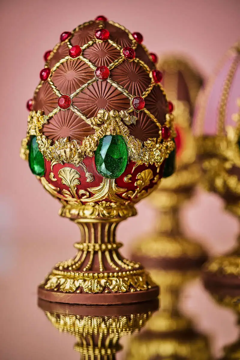 Императорское Фаберже с гранатовой россыпью