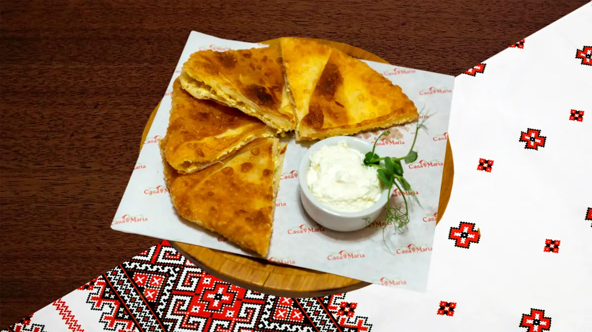 Плацинда с брынзой