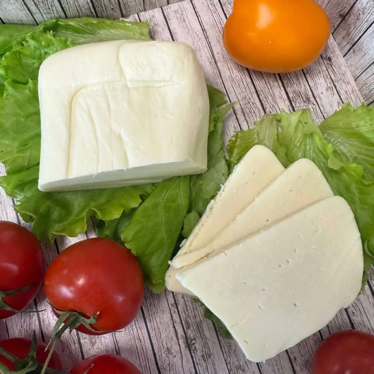 Сыр "Слоистый" ВЕГА