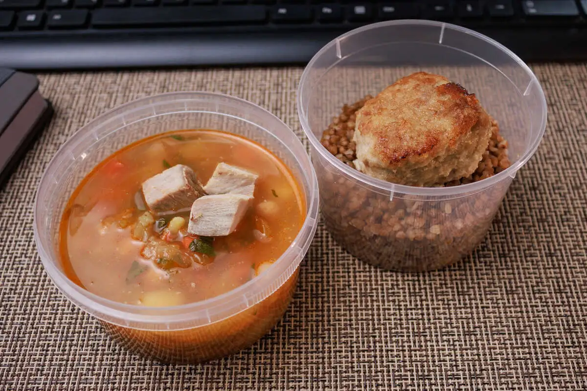 2 Мясной: Суп со свининой и нутом, Котлета домашняя с гречей