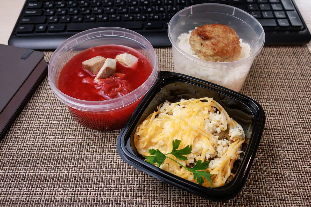 3 Мясной: Боярский, Борщ со свининой, Котлета домашняя с рисом