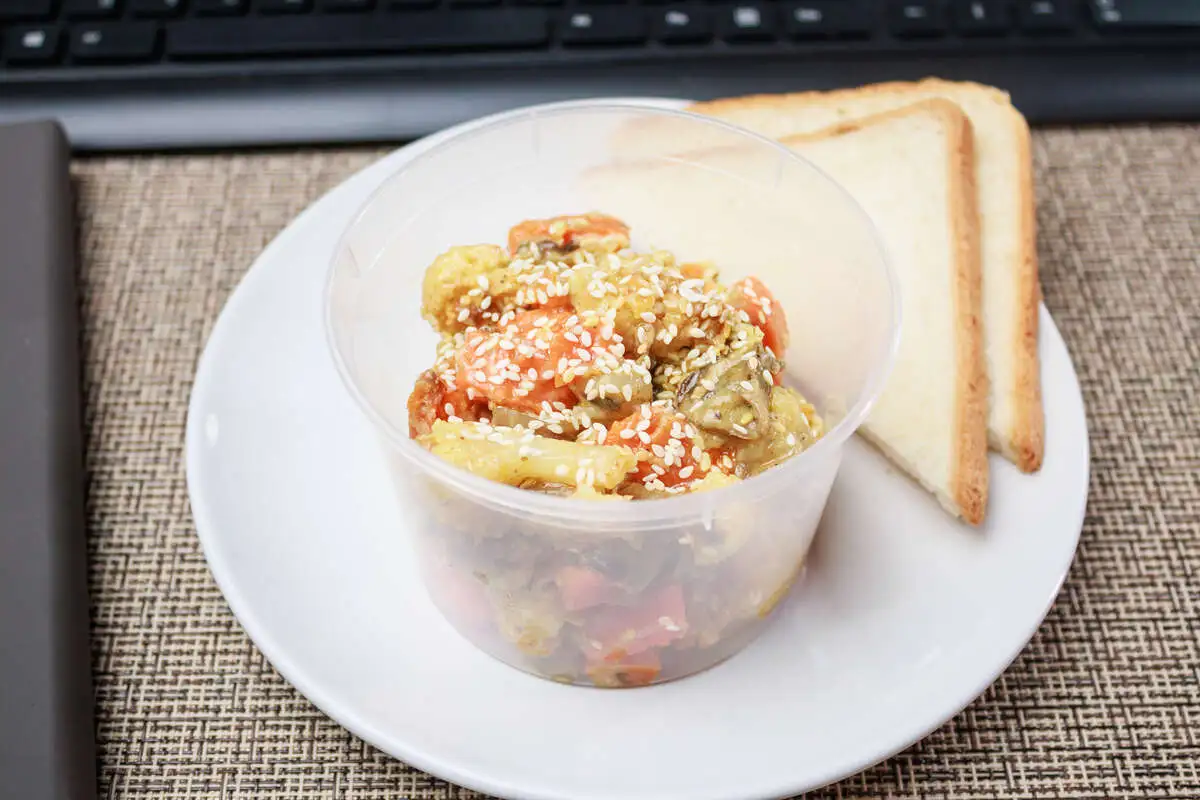 Овощное соте в соусе