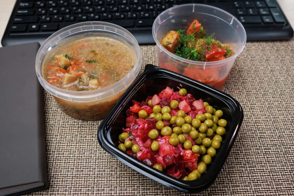 3 Гурман: Винегрет, Картофельный постный, Жаркое с грибами