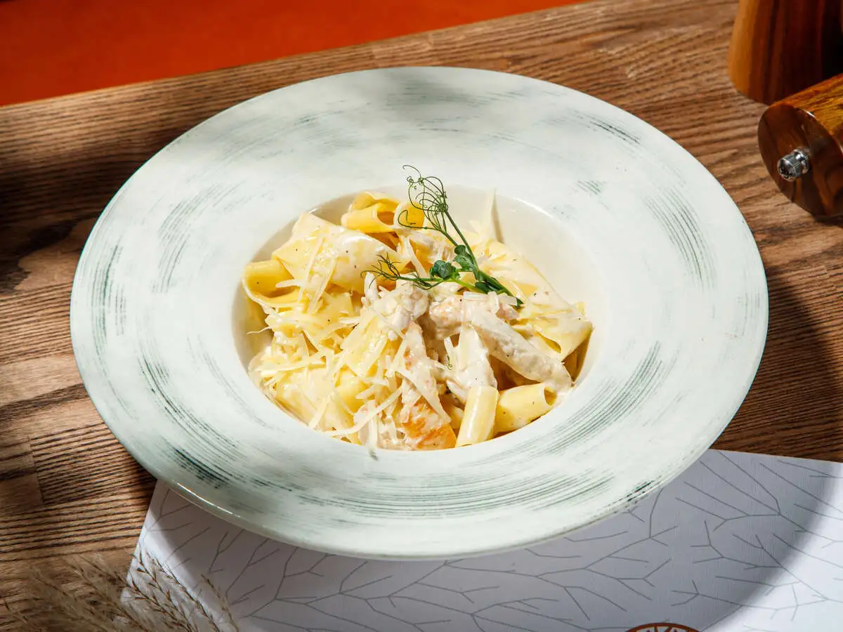 Паппарделле с цыпленком