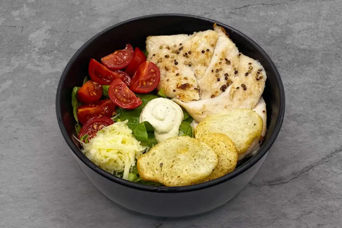 Цезарь с курицей