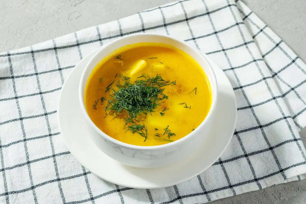 Уха из красной рыбы