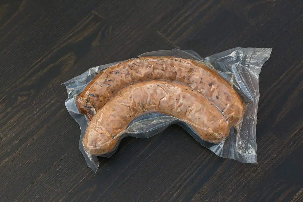Колбаски говяжьи 