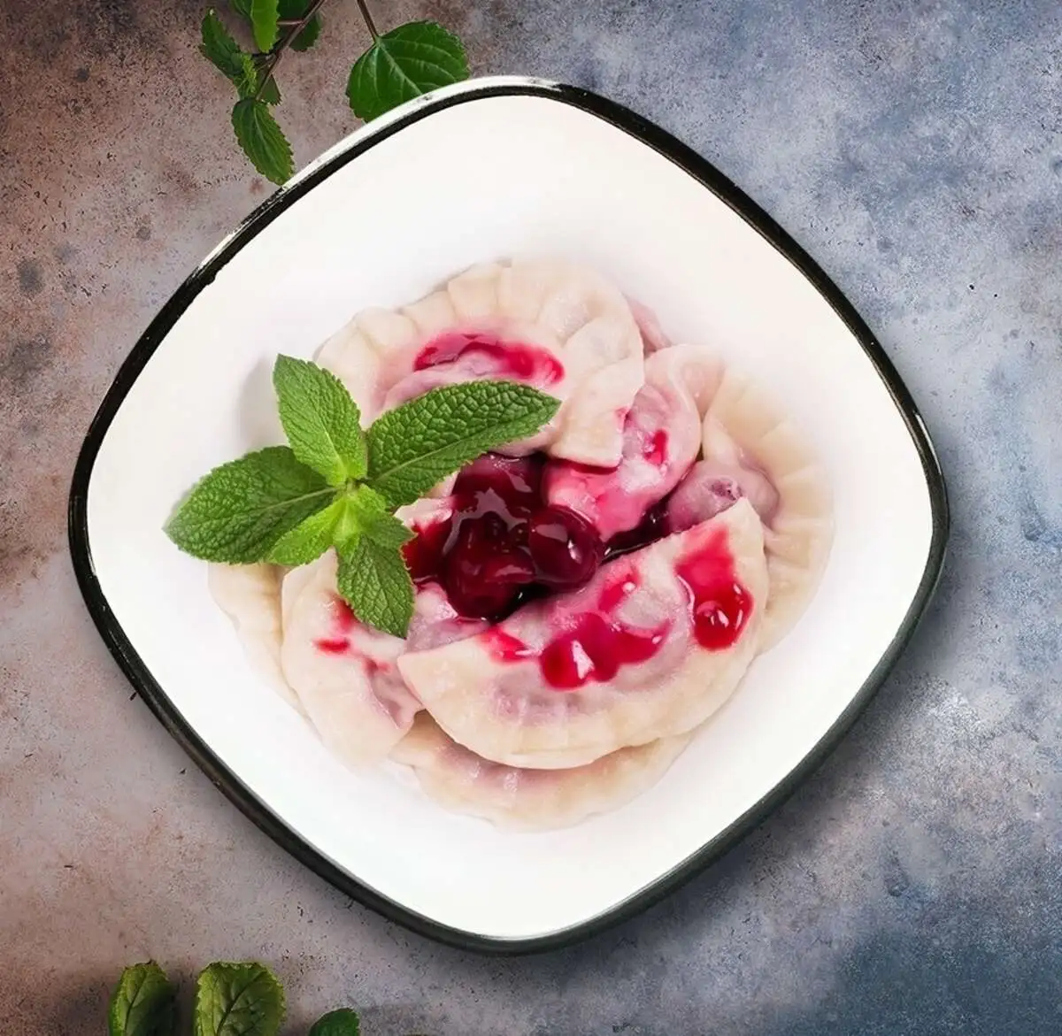 ВИШНЕВАЯ ДЕВЯТКА