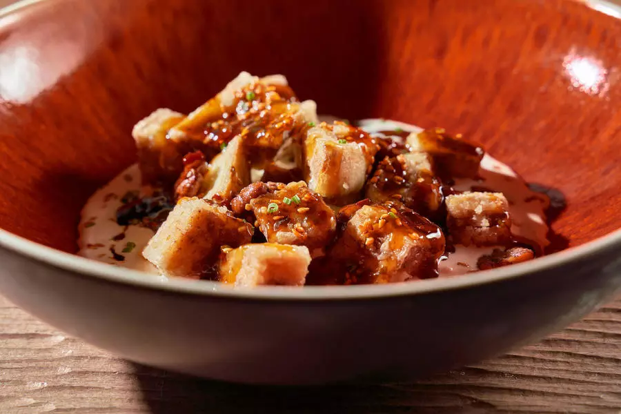 Хрустящие паназиатские баклажаны со страчателлой 150гр.