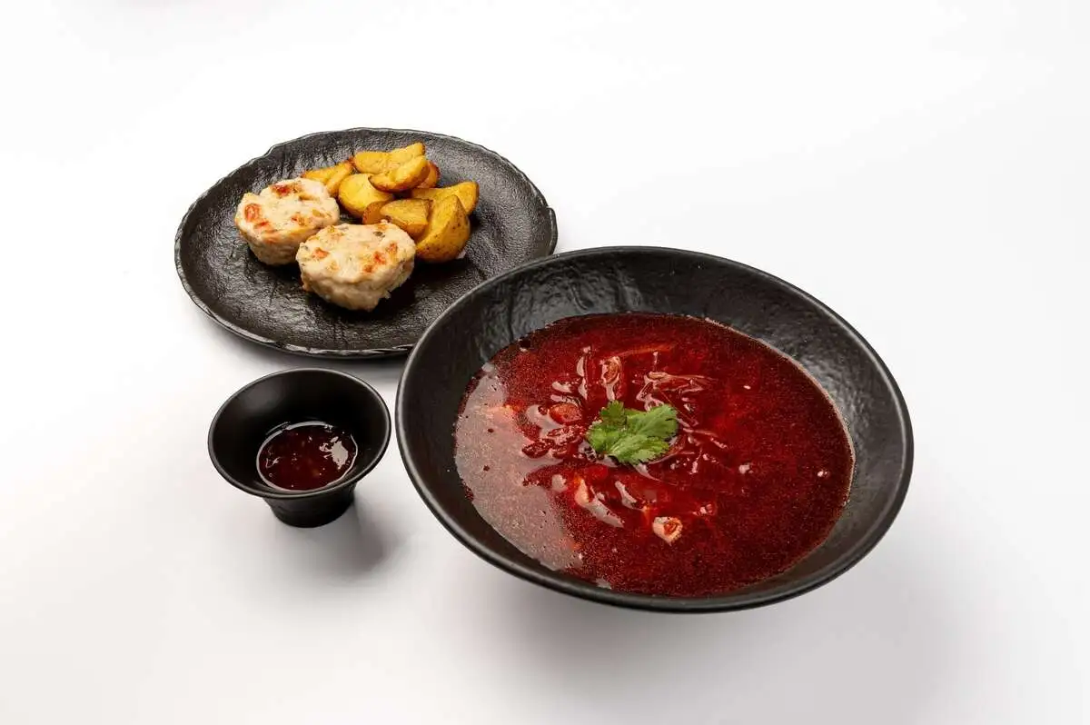 Комбо-набор 1: Борщ + Духовые котлеты с картофелем