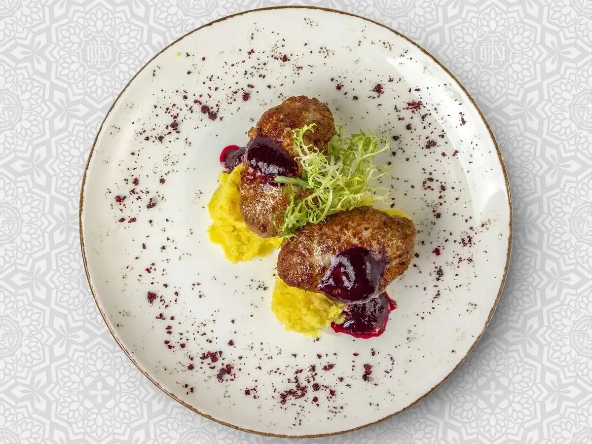 Котлеты из курицы с картофельным пюре350г