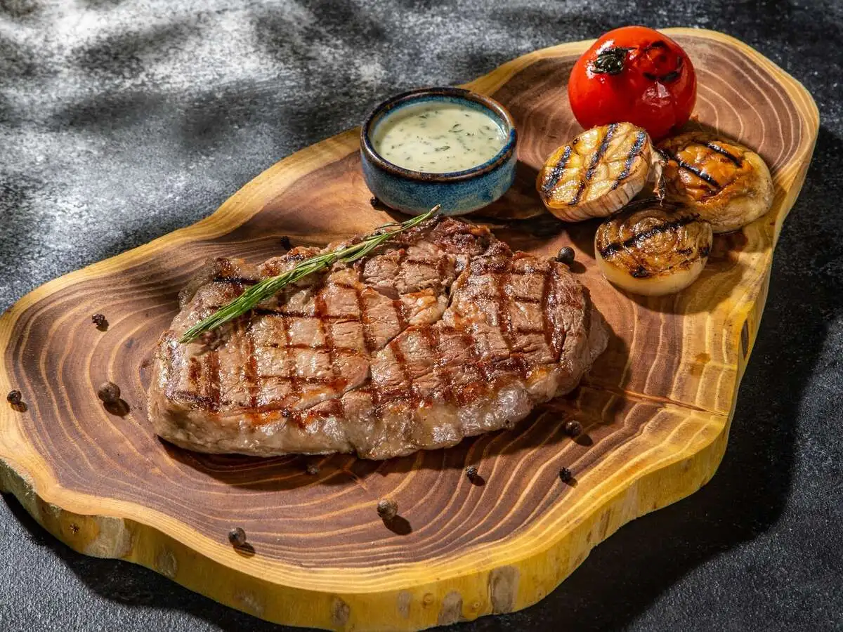 Стейк Рибай с овощами350г