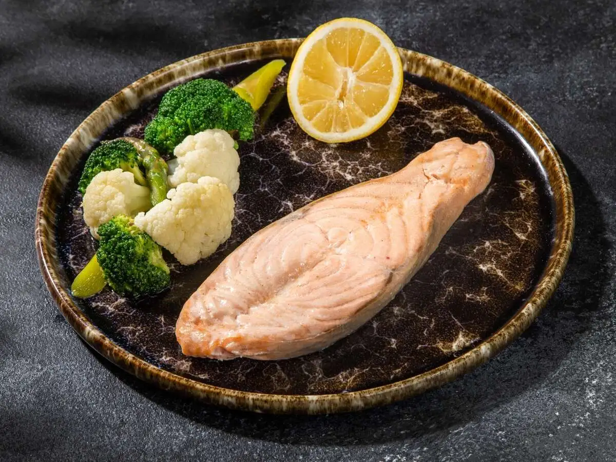 Сёмга с овощами на пару300г