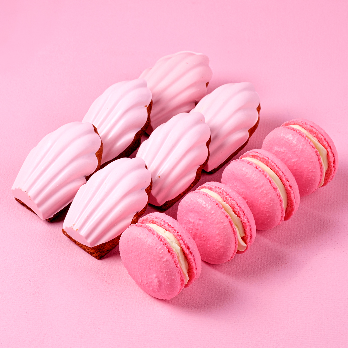 ДЕСЕРТЫ И ВЫПЕЧКА