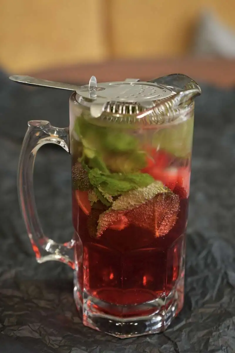 Клубничный лимонад 0,33 л.