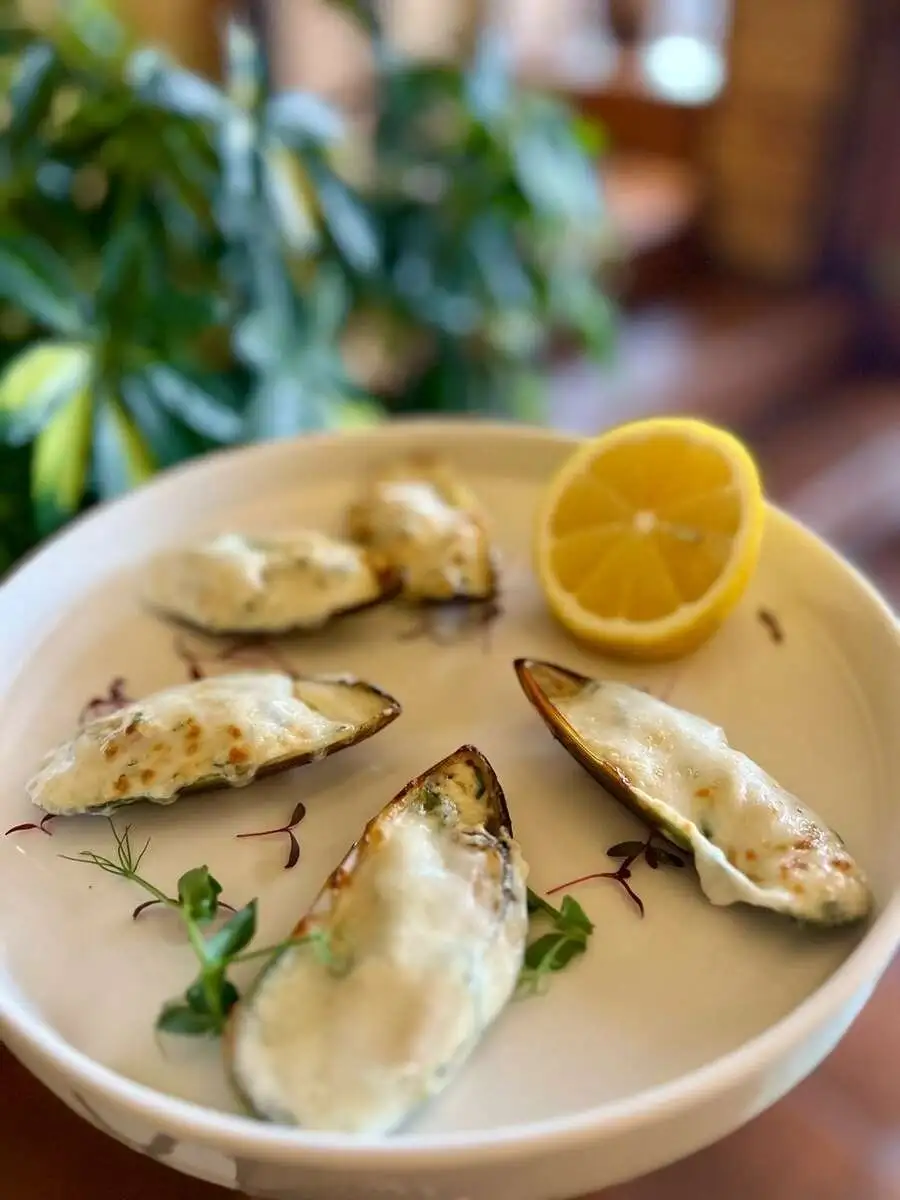 Мидии в сливочном соусе