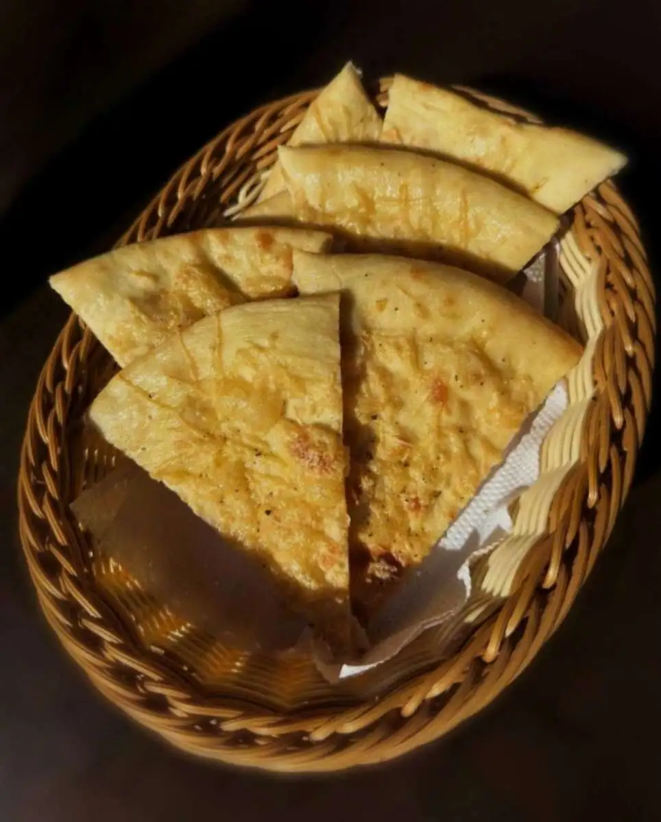 Фокачча с пармезаном и прованскими травами/Focaccia with Parmesan an