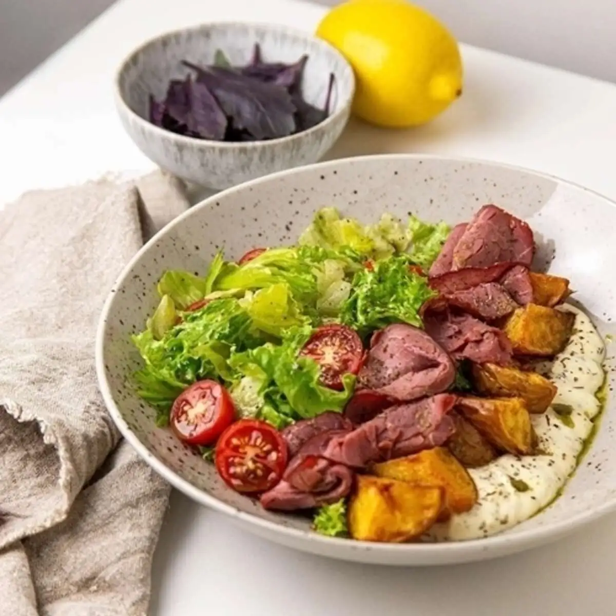 Салат с вяленой говядиной