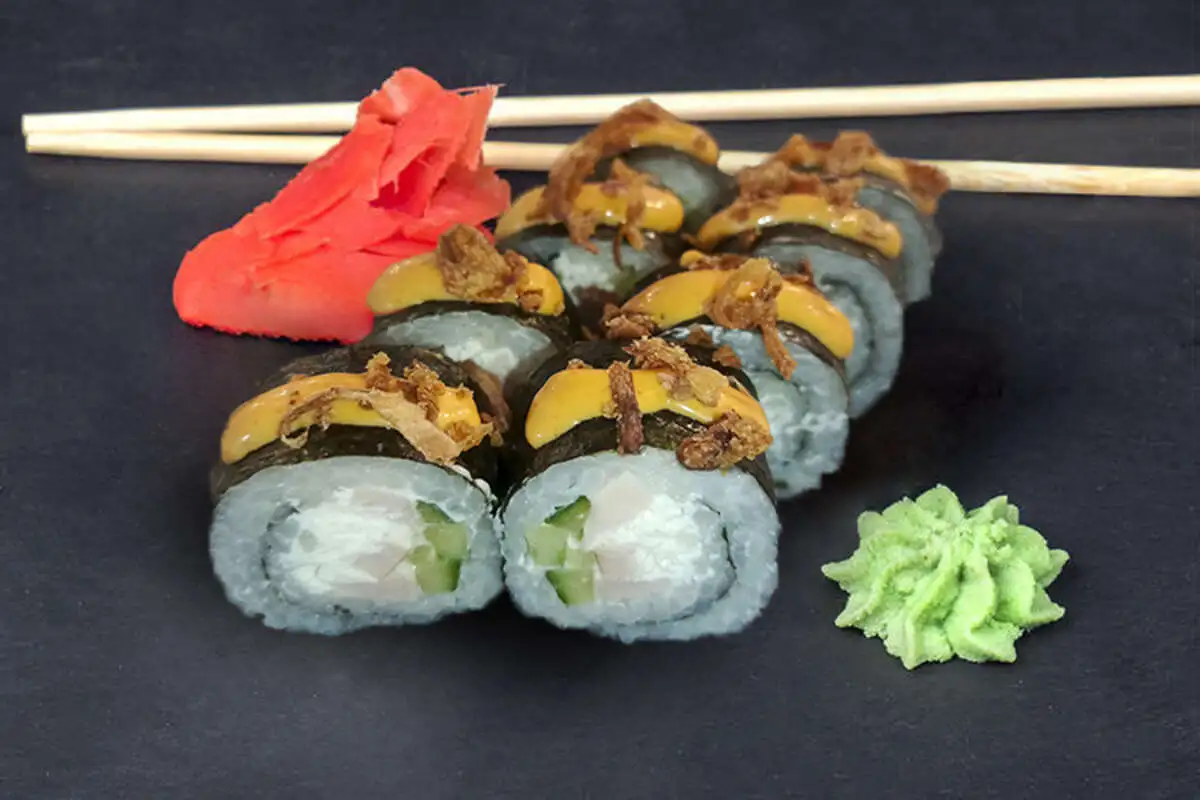 С курицей и кранч луком 8 шт (№3)