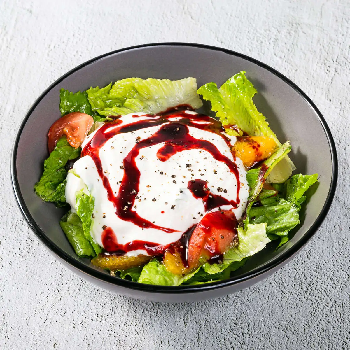 Салат с мусом из пармезана