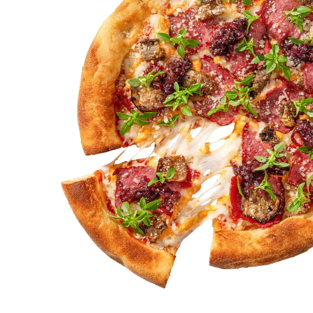 С пастрами из говядины и сладким луком круглая