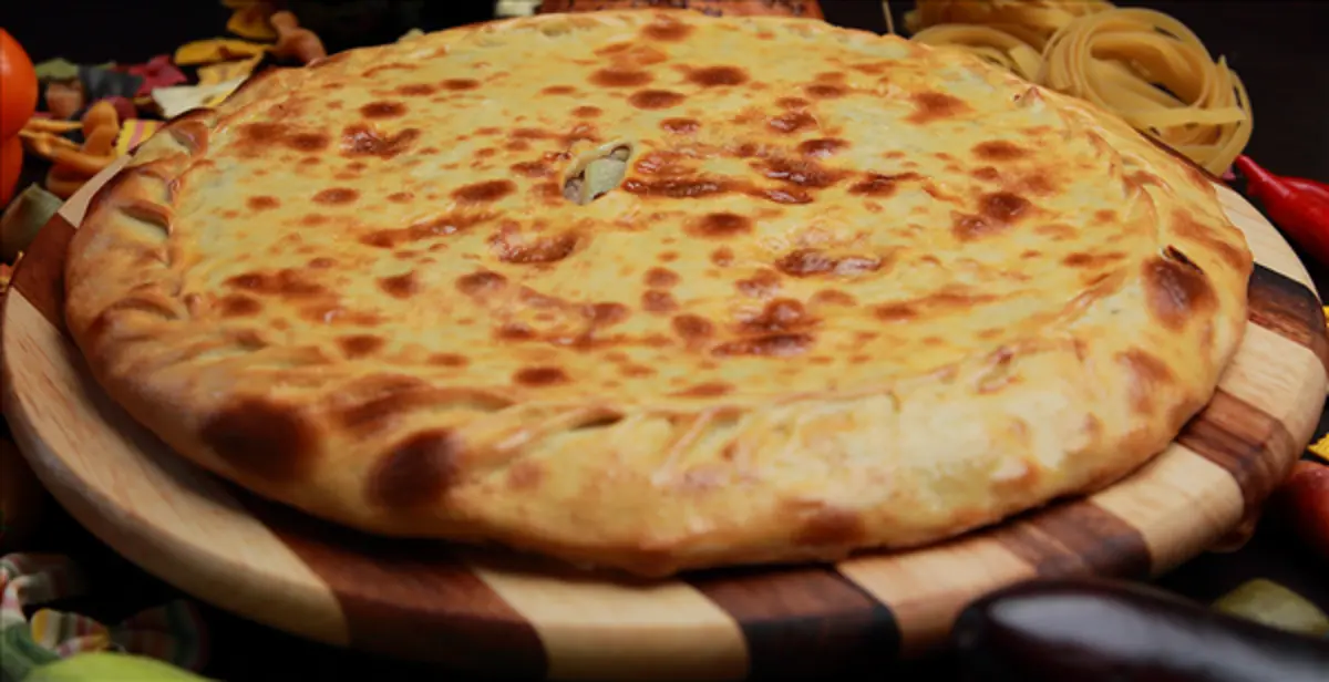 Чуду толстое с мясом и картофелем