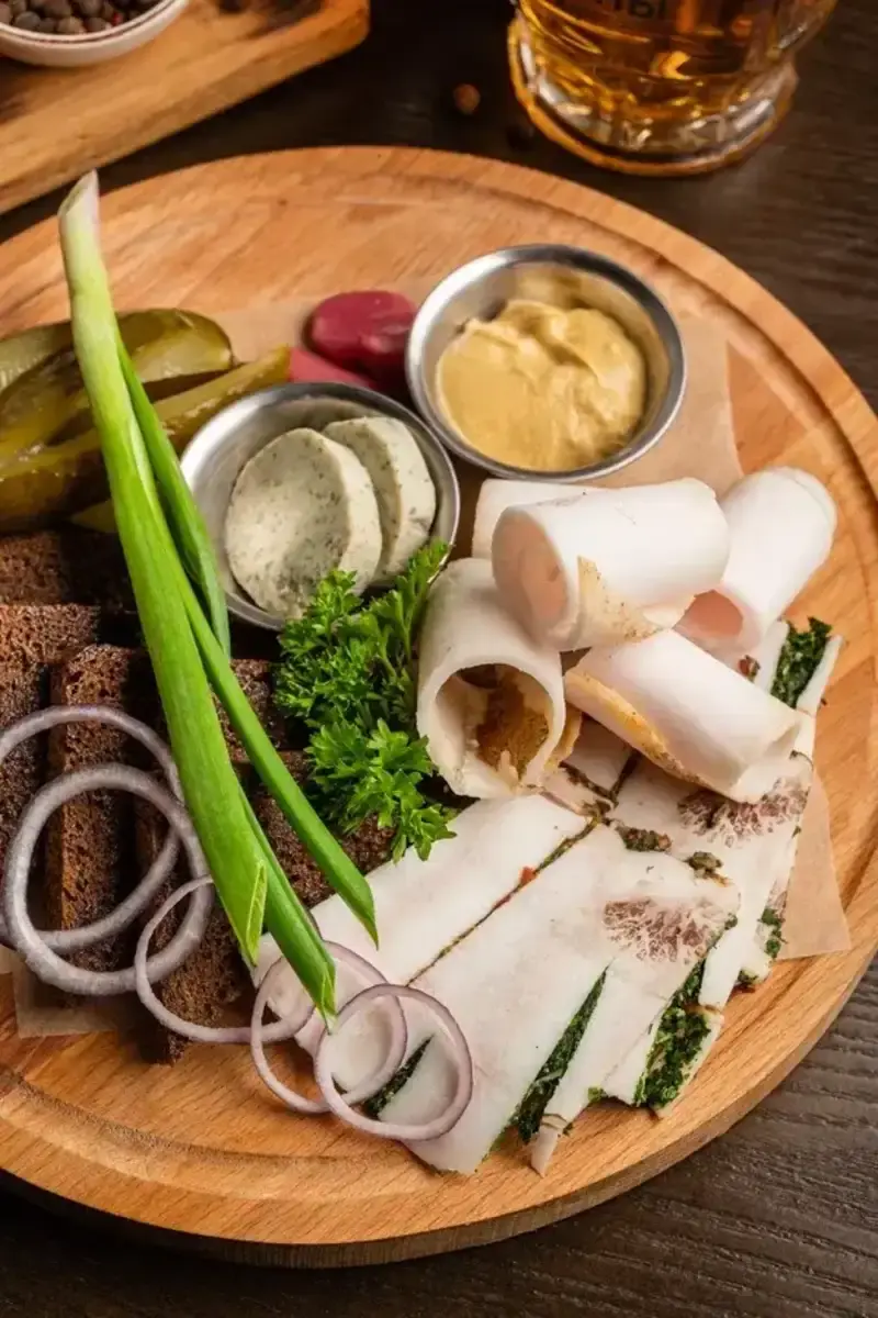 Сало соленое трех видов