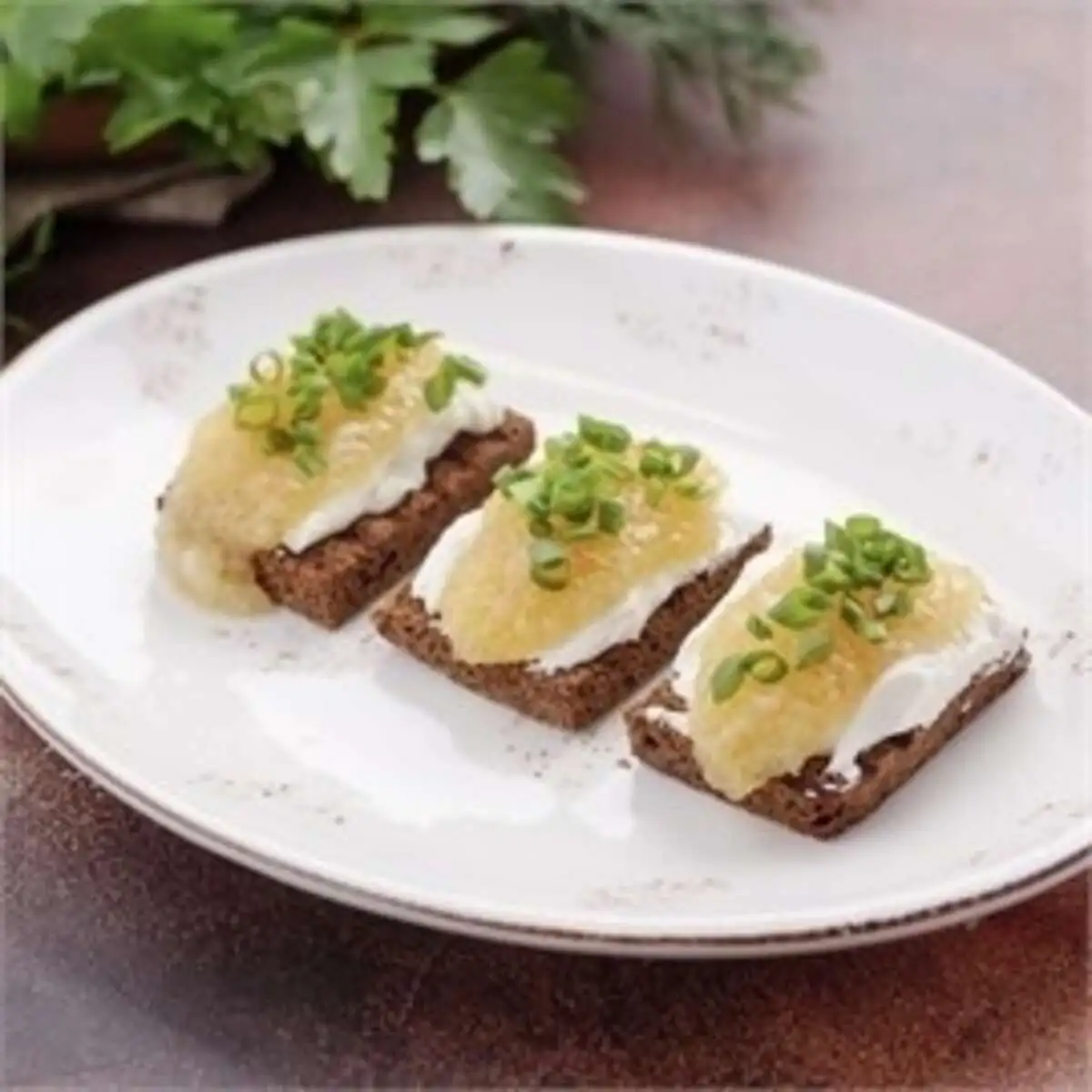 Бутерброды Царские с щучьей икрой