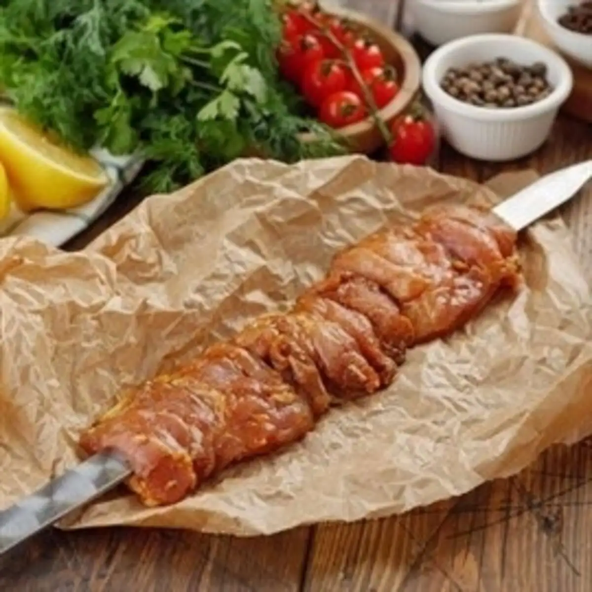 Шашлык из куриного бедра 500г