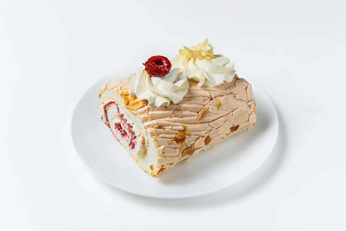 Меренговый рулет шоколад /ягодный 450гр