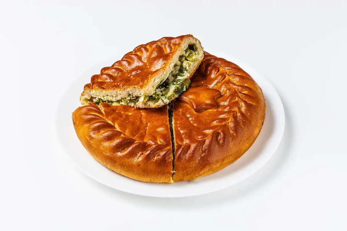 Пирог зеленый лук/ яйцо 500г