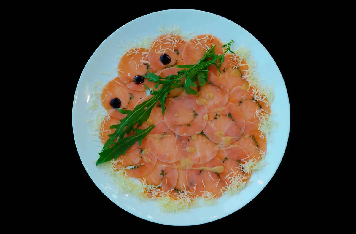 Карпаччо из лосося, 95 г