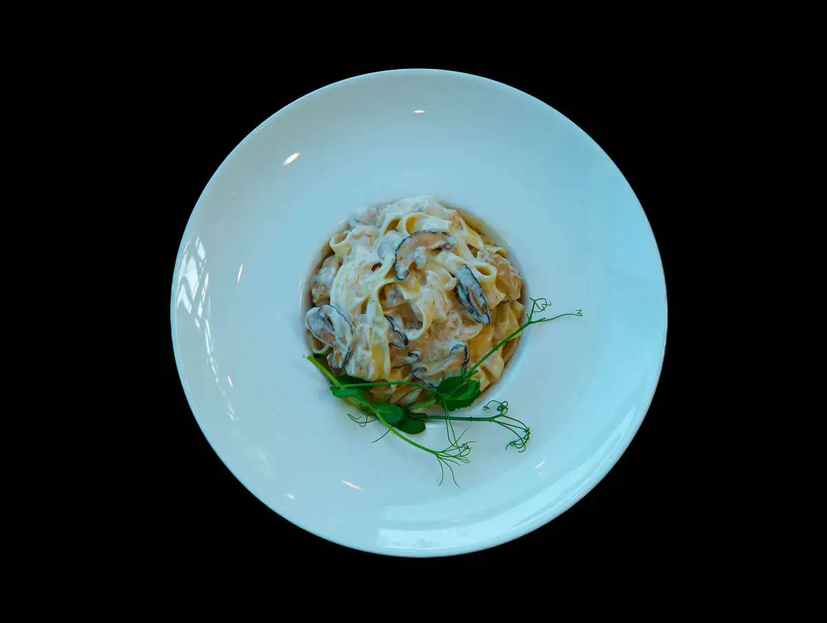 Тальятелле с трюфелем и белыми грибами, 250 г