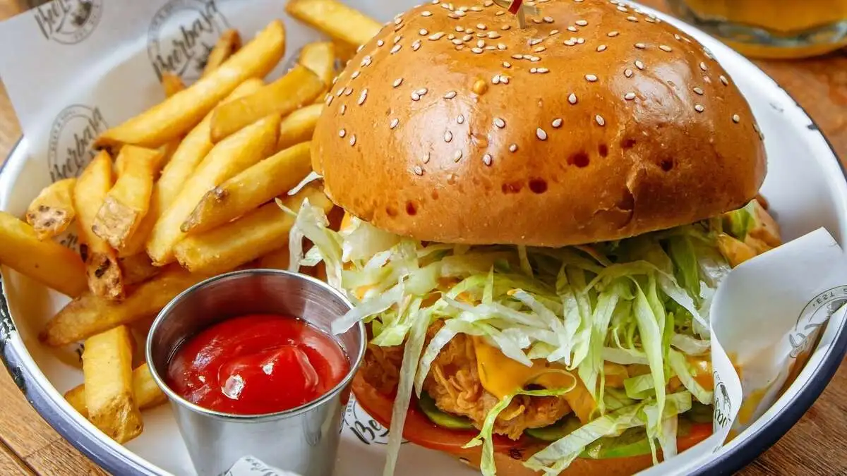 Бургер с курицей