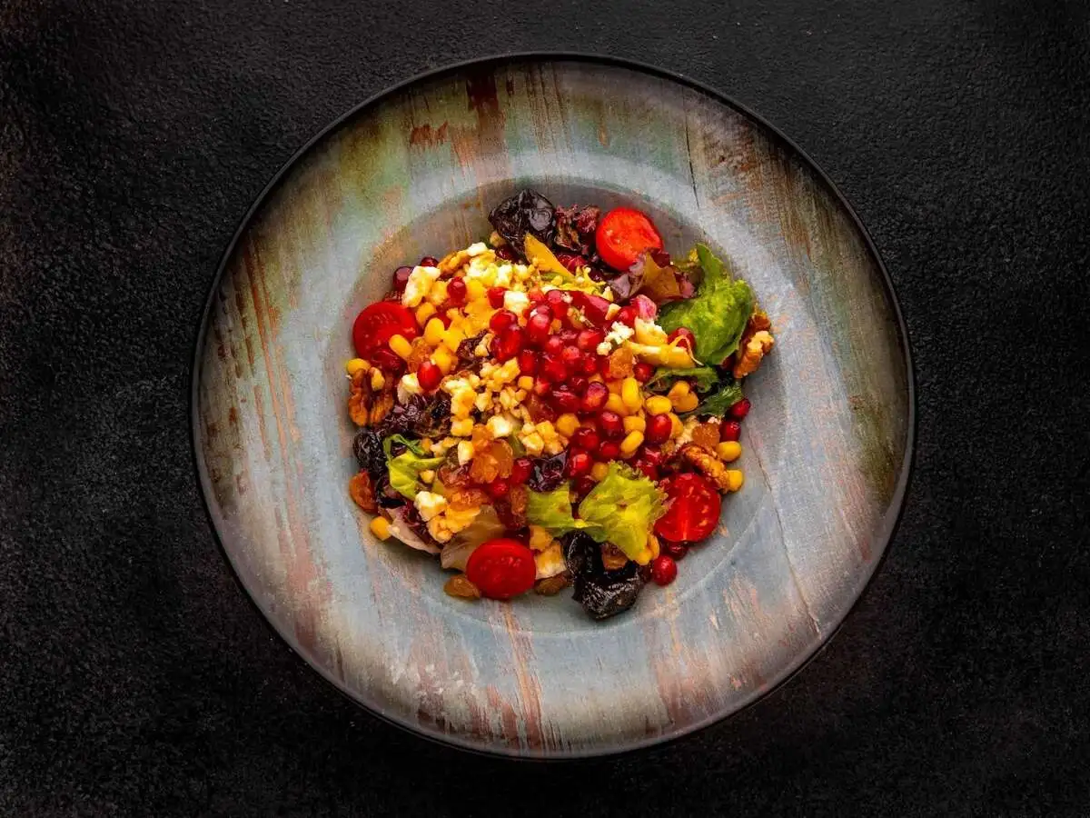 Салат из козьего сыра