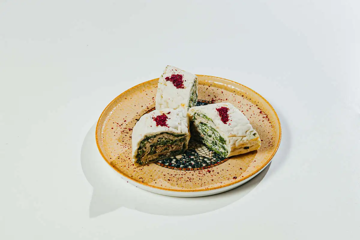 Ордубадский рулет с зеленью