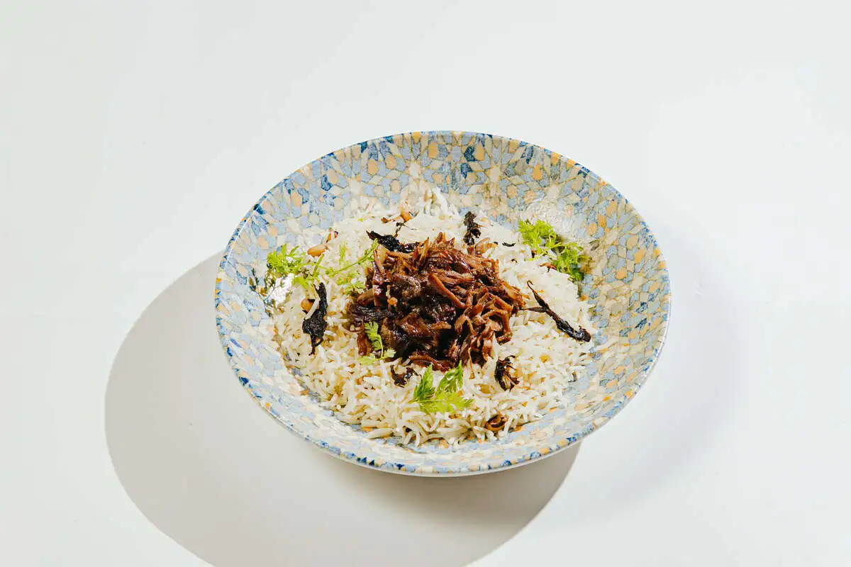 Плов с фасолью маш и Нахичеванской говурмой с телятиной