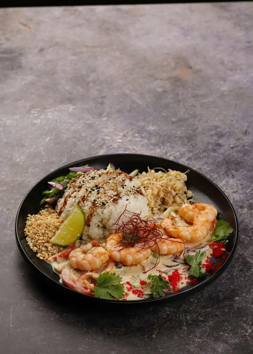 Креветки с рисом по-азиатски