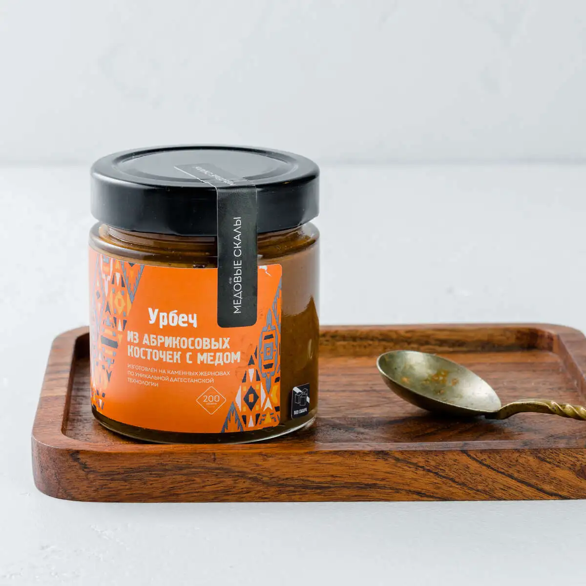 Урбеч абрикос с медом
